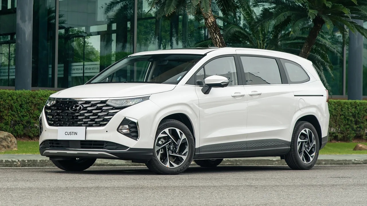 Hyundai Custin Hyundai Custin