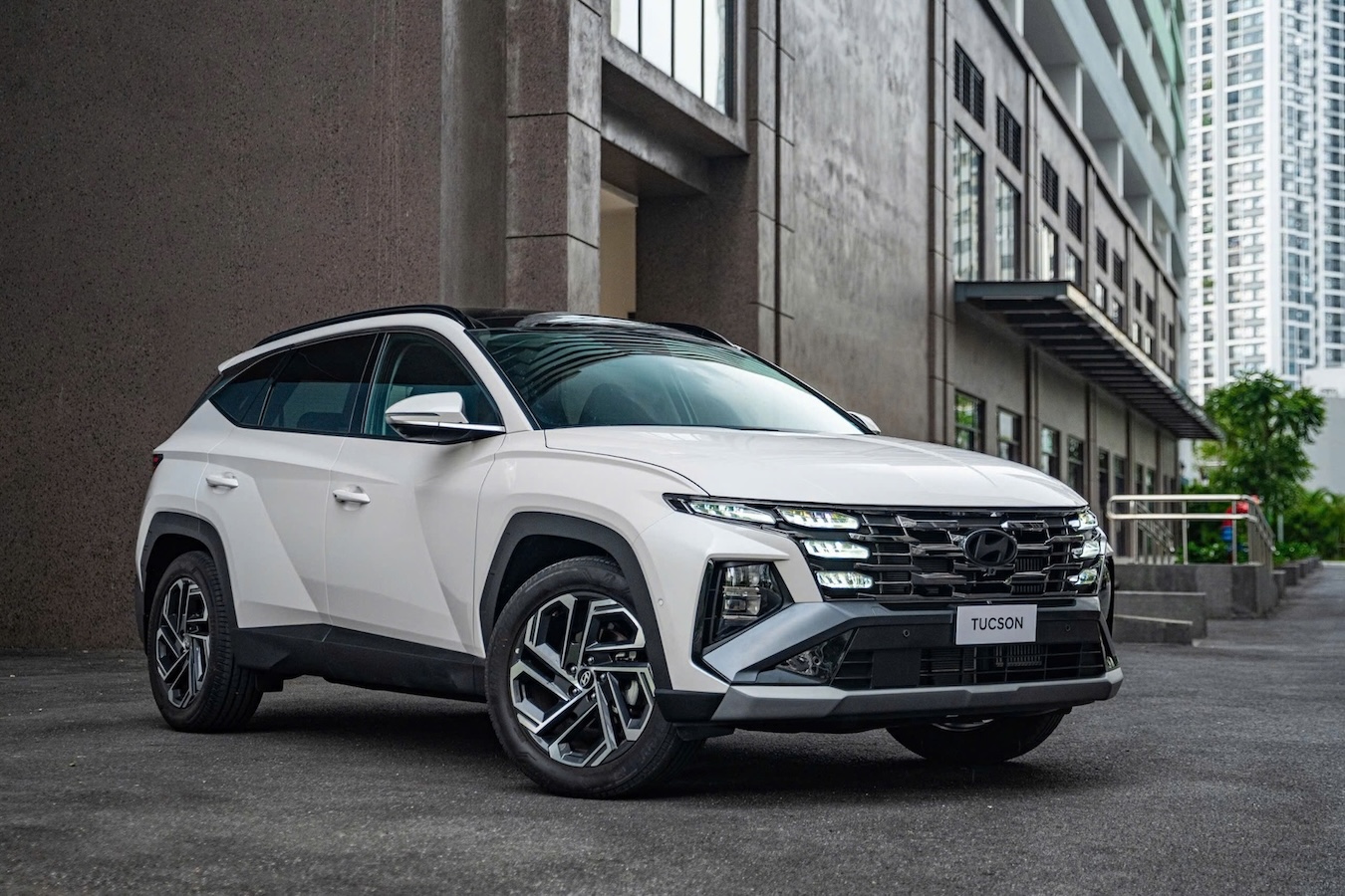 HYUNDAI NEW TUCSON